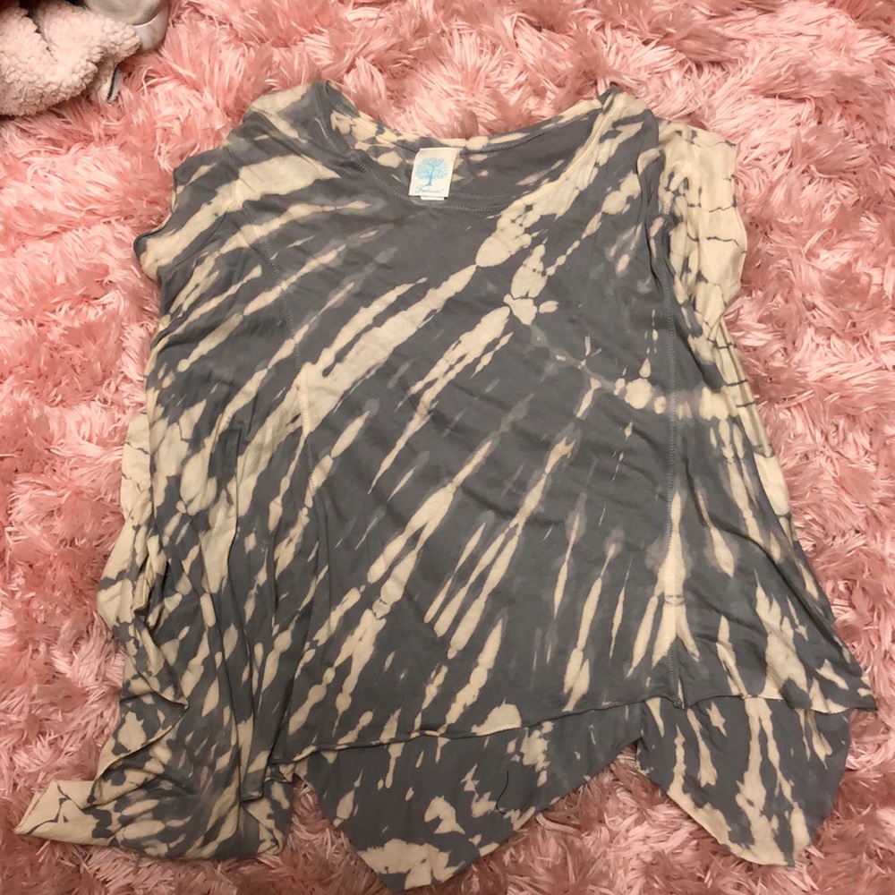 Tie die flowy shirt